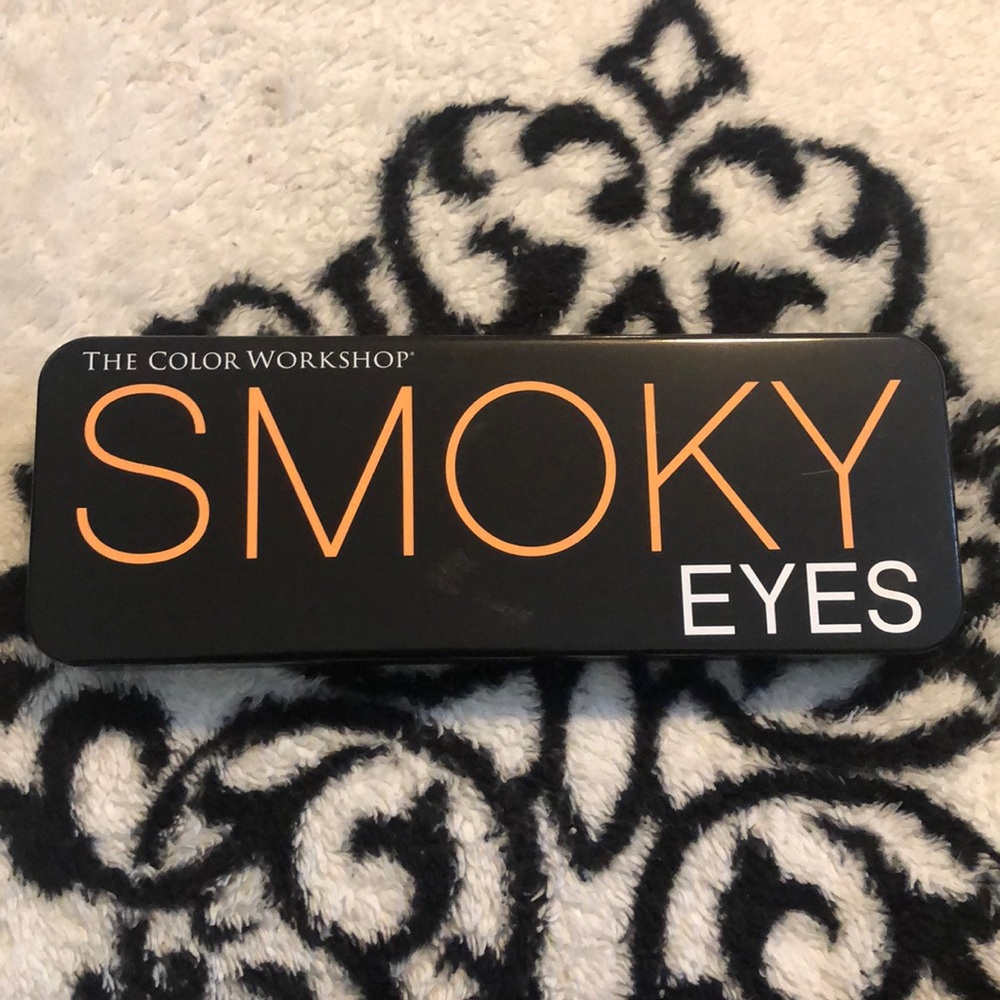 The color workshop smokey eyes palette